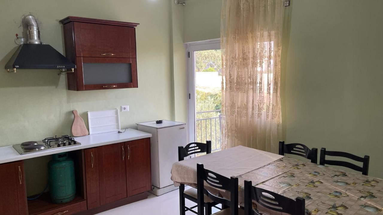 Azure Apartments By Kondo Stays Vlore Ngoại thất bức ảnh