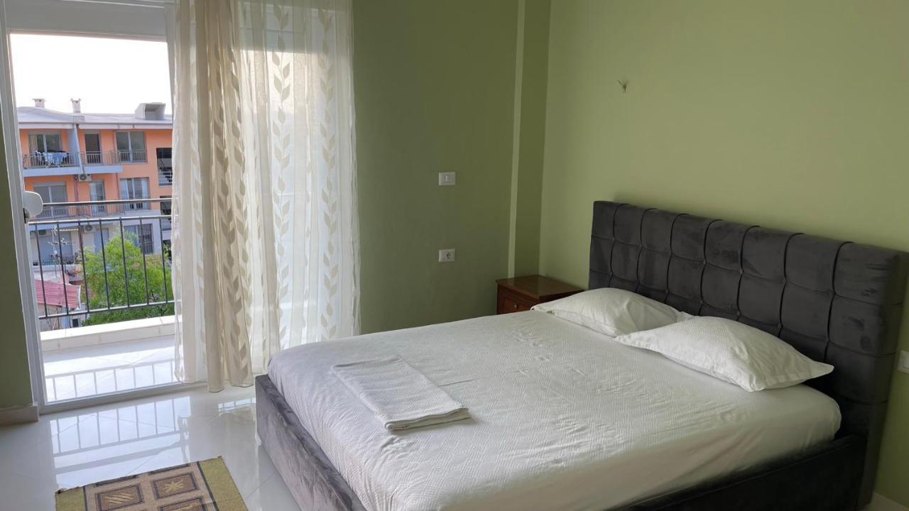 Azure Apartments By Kondo Stays Vlore Ngoại thất bức ảnh