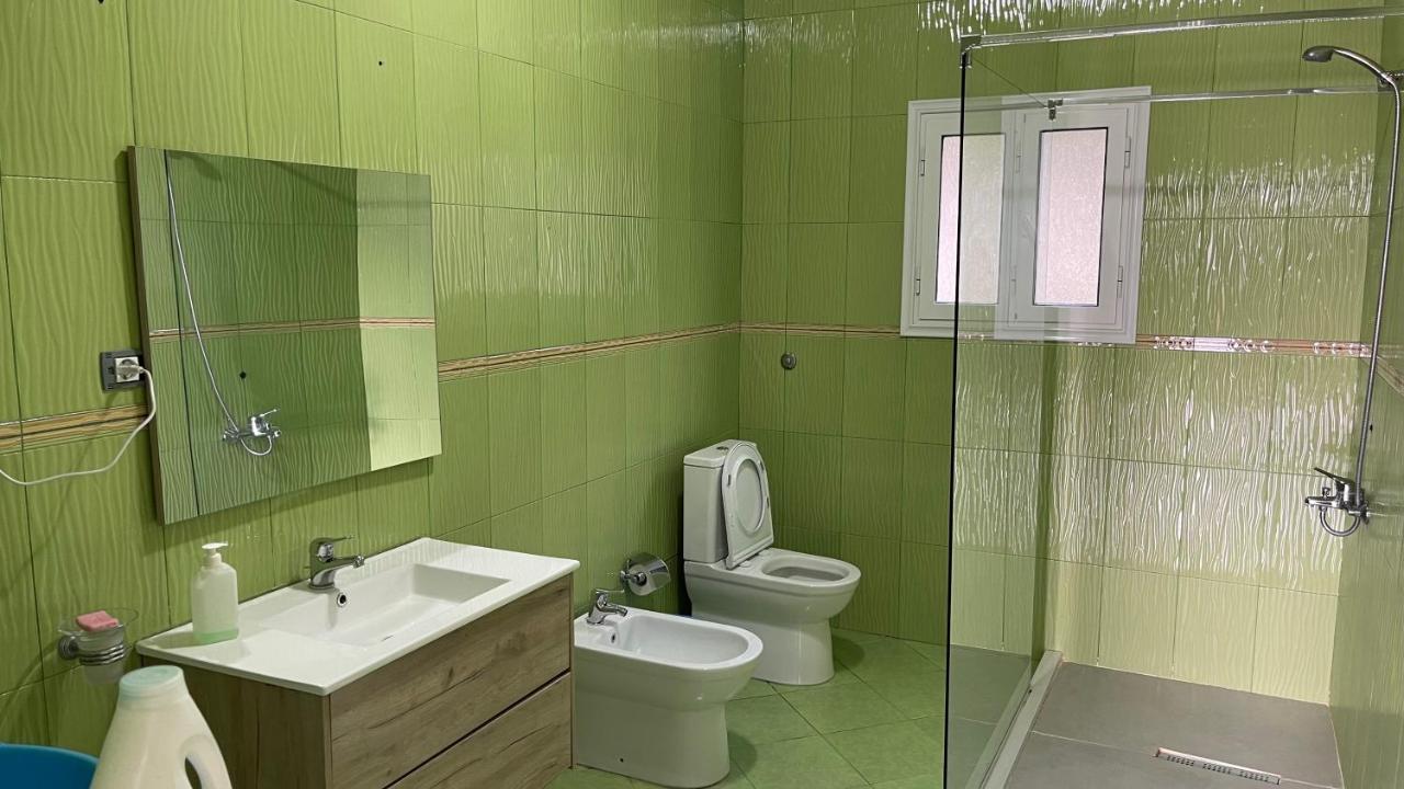 Azure Apartments By Kondo Stays Vlore Ngoại thất bức ảnh