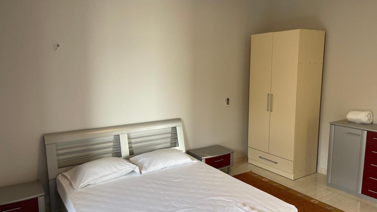 Azure Apartments By Kondo Stays Vlore Ngoại thất bức ảnh