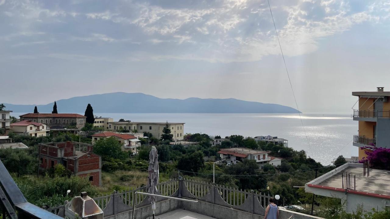 Azure Apartments By Kondo Stays Vlore Ngoại thất bức ảnh