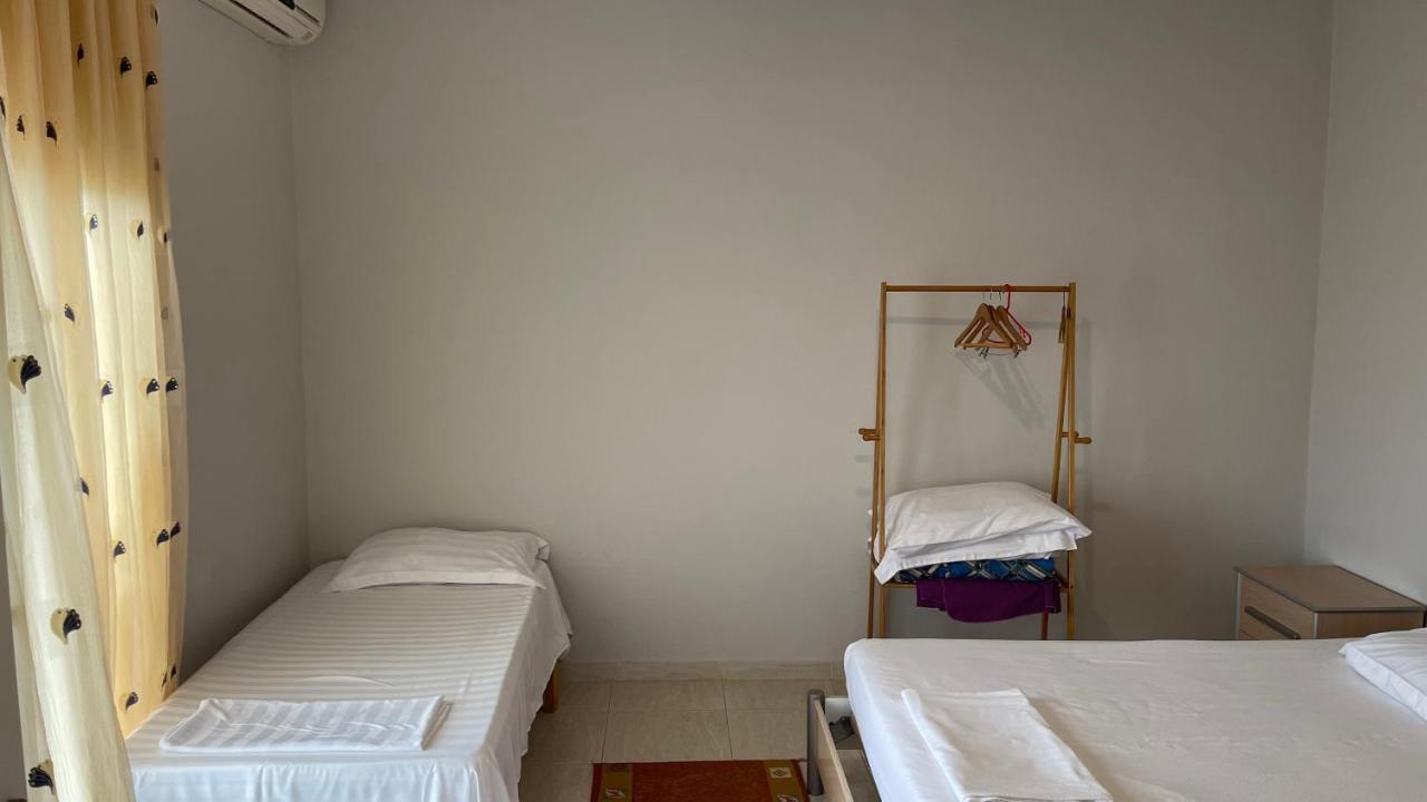 Azure Apartments By Kondo Stays Vlore Ngoại thất bức ảnh